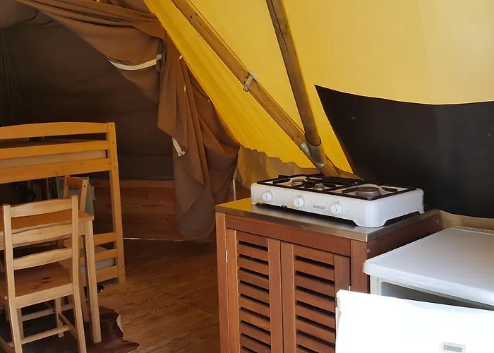 Campeggio Le Canada-insolite *